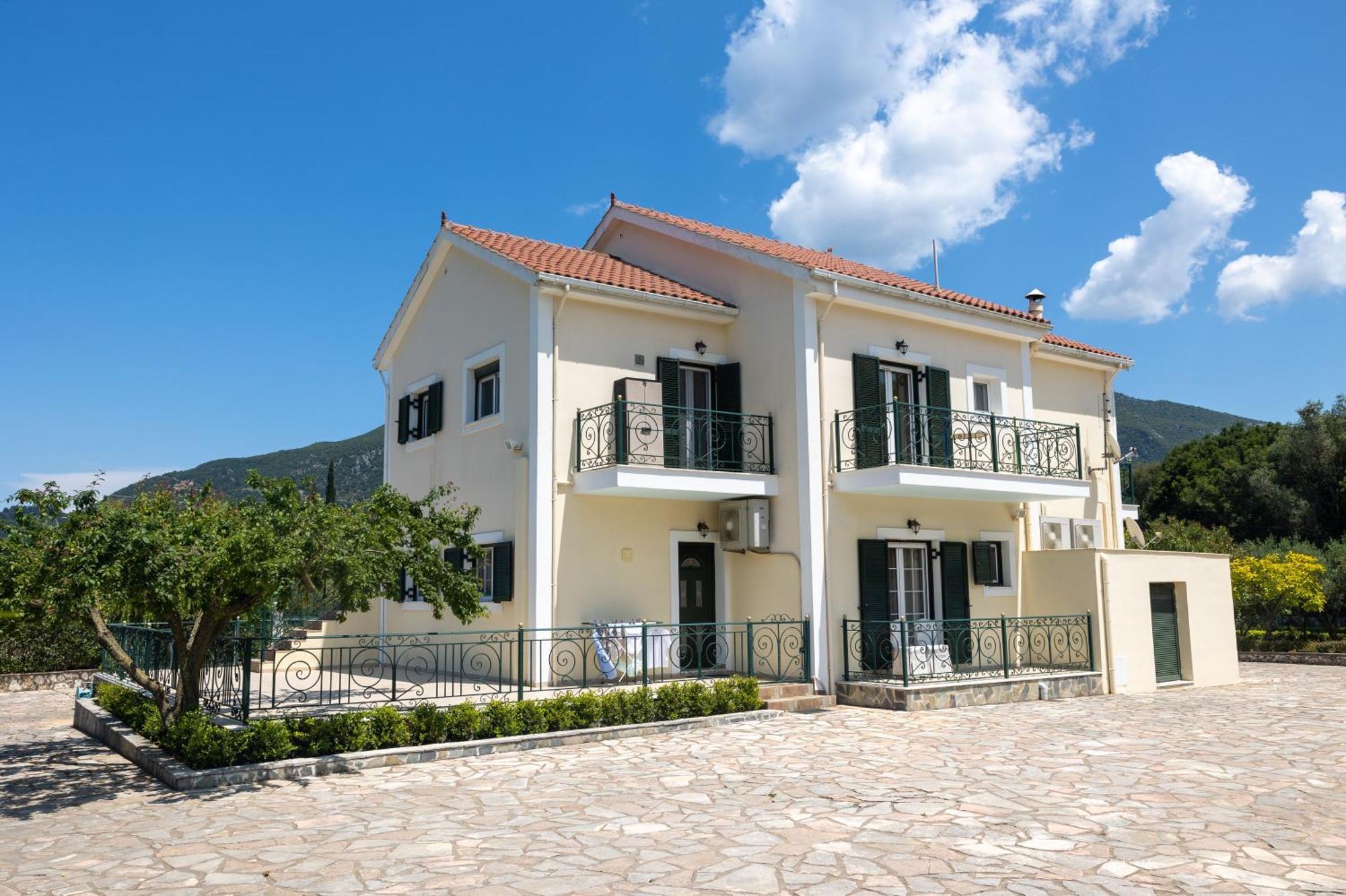 Arte Villa Nefeli Apartment Sami  Luaran gambar